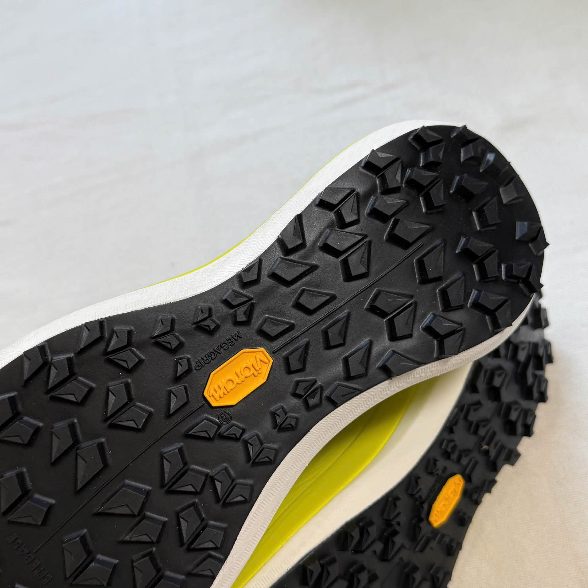 SYLAN PRO M "EUPHORIA/BLACK" — 4