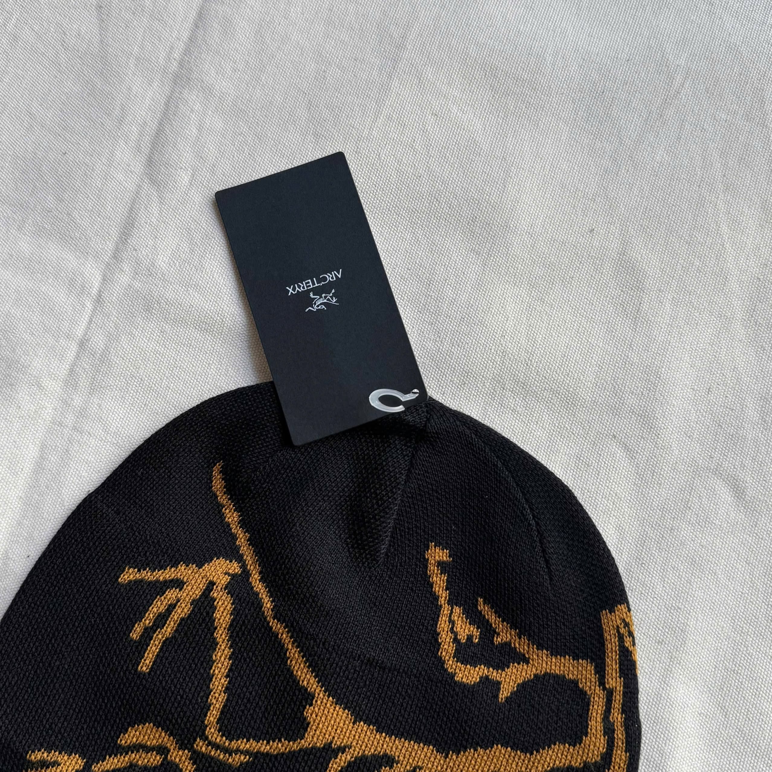 Arc'teryx Bird Head Toque "24K Black" — New — 3